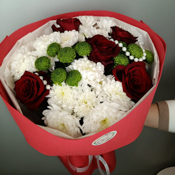 Почему цветы - идеальный подарок на 14 февраля