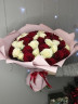 Букет из 47 белых и красных роз