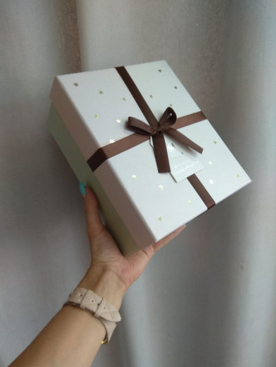 Коробочка квадратная средняя