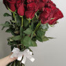 Букет из 25 роз красный (50 см)
