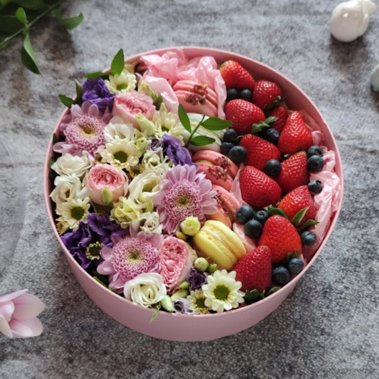 Фруктово-ягодный букет «Кружева»