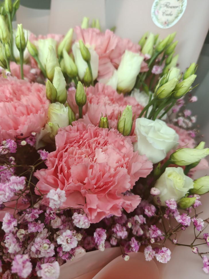 Букет «Гвоздичный вальс»