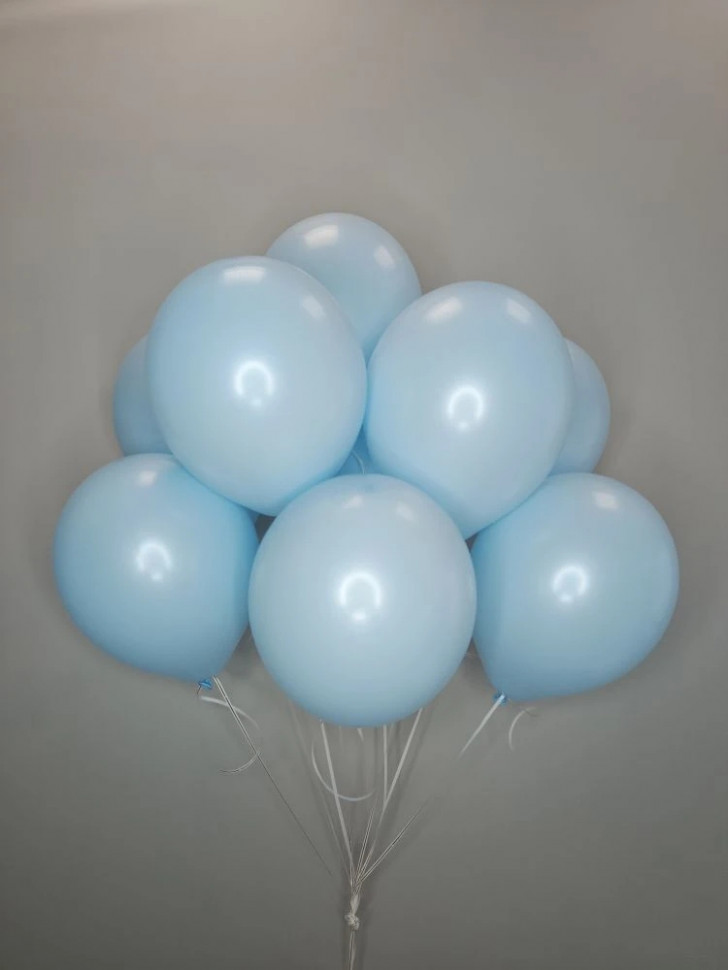 Набор из 9 голубых шаров 