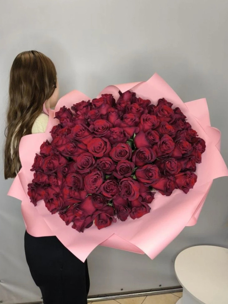 Букет из «75 красных роз»