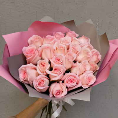 Букет из 25 роз «Engagement»