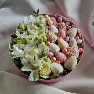 Коробка Клубника в шоколаде №3