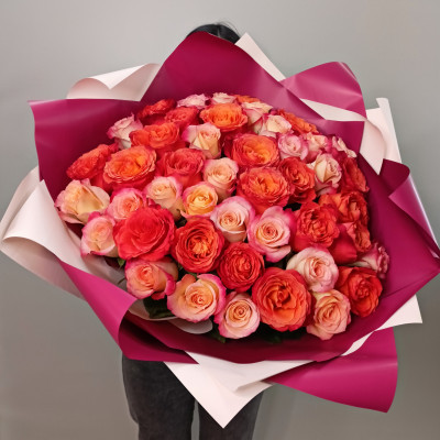 Букет из 45 роз красный микс