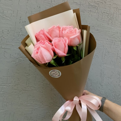 Букет из 7 роз «Engagement»