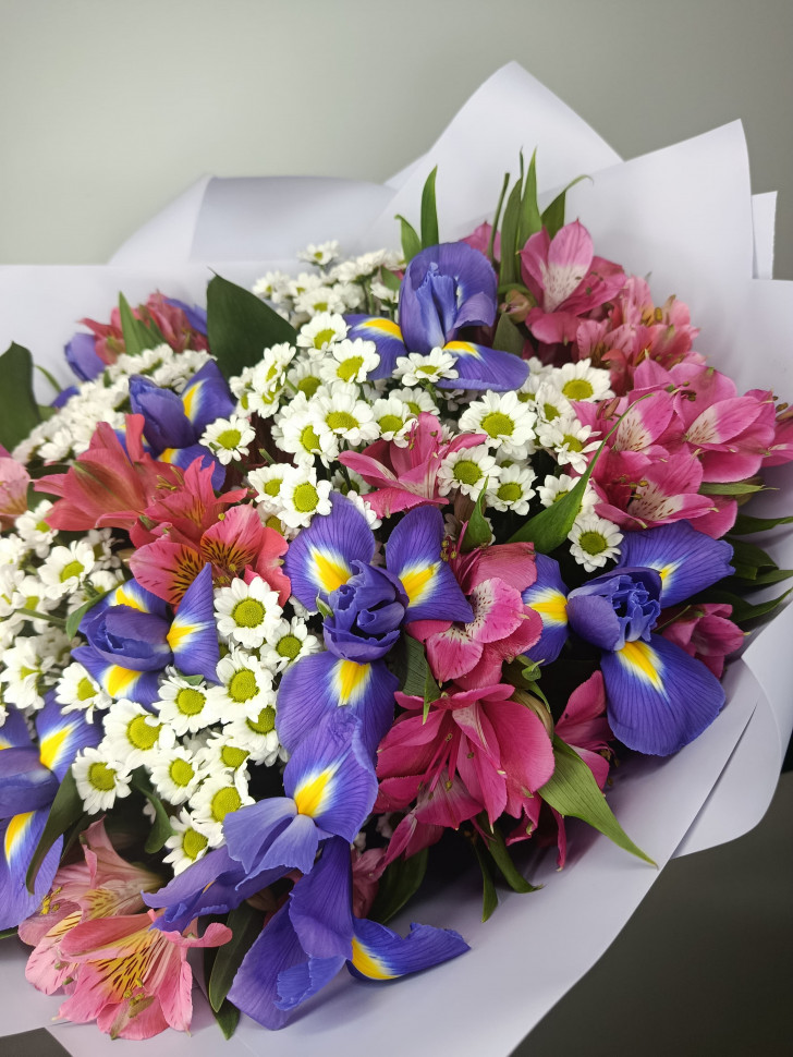 Букет «Маргаритки на лугу»