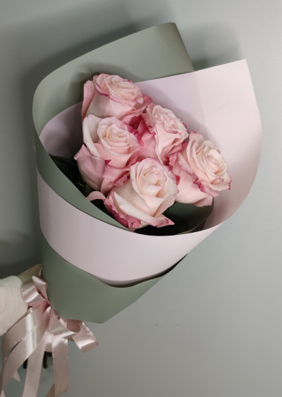 Букет «Неземные розы»